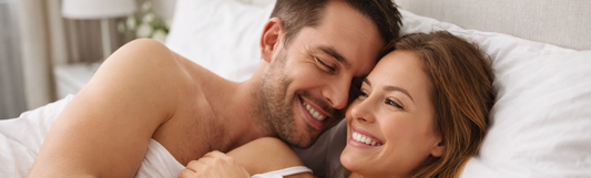 Spokojený pár při fungující erekci